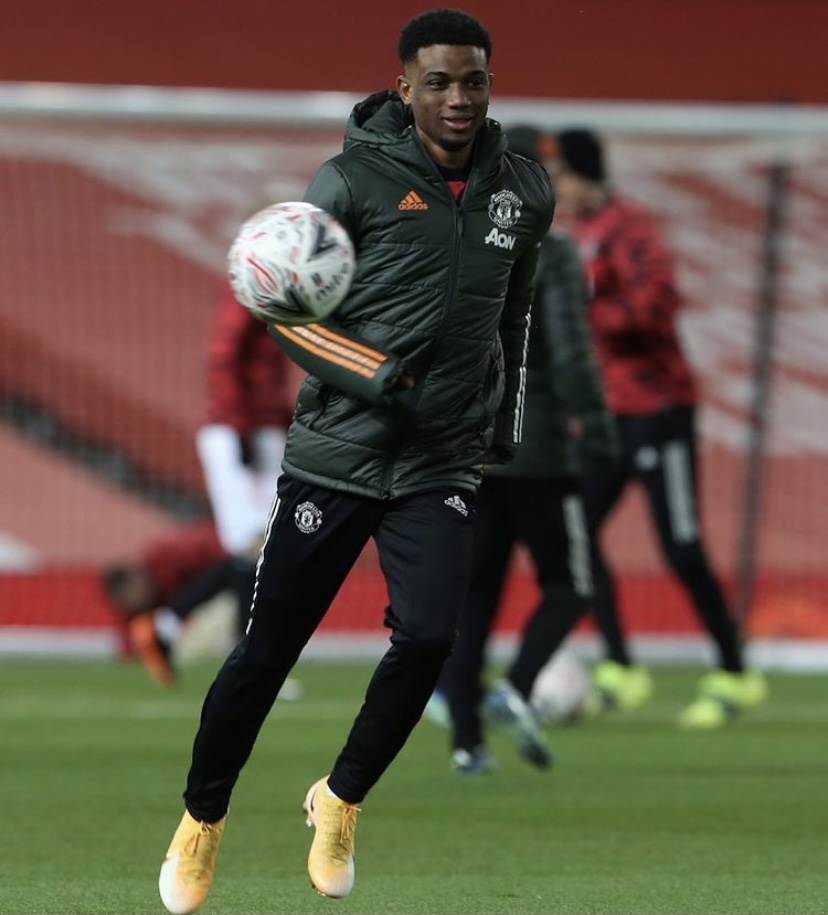 九游体育APP-包含重磅！达拉斯独行侠转会期豪取连胜今晚巴黎圣日耳曼调整名单以备足总杯，皇家马德里围绕国王杯临场应变的词条